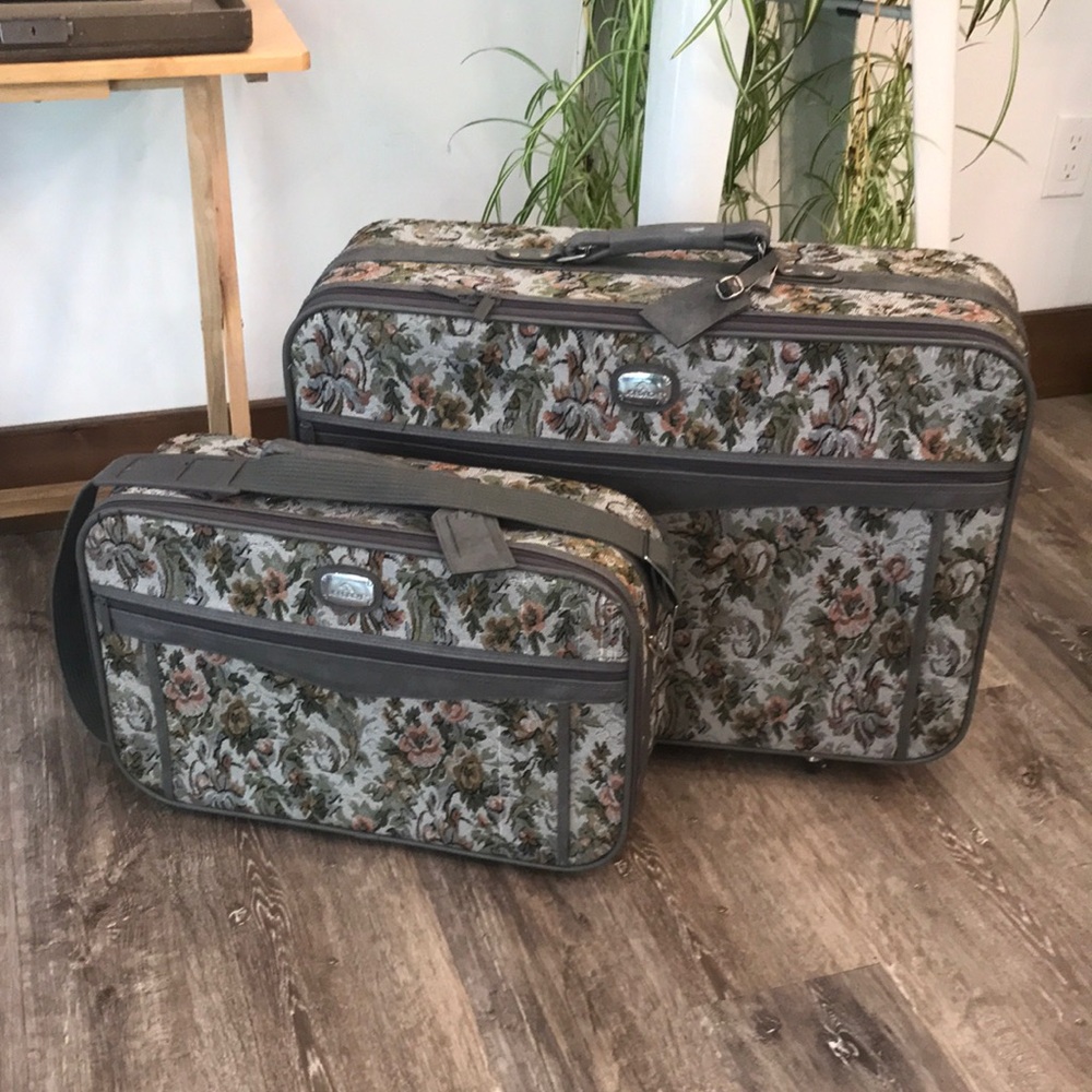 Jordache Patterned Luggage Set